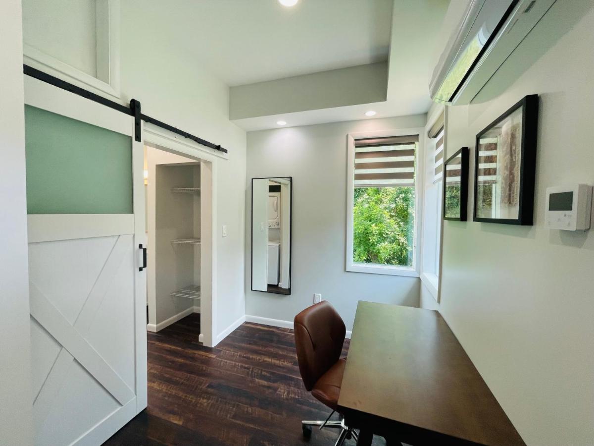 Sonsak - Unit 4 Apartment ชาร์ลอตต์สวิลล์ ภายนอก รูปภาพ