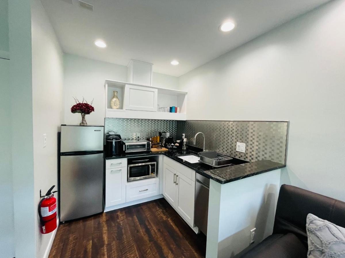 Sonsak - Unit 4 Apartment ชาร์ลอตต์สวิลล์ ภายนอก รูปภาพ