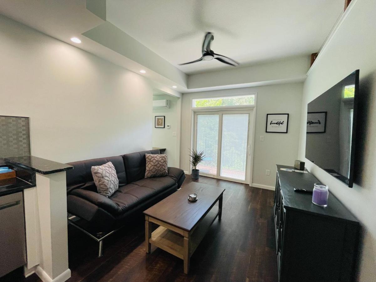 Sonsak - Unit 4 Apartment ชาร์ลอตต์สวิลล์ ภายนอก รูปภาพ